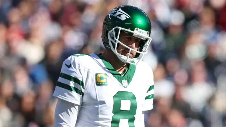 aaron-rodgers-departure-a-new-chapter-for-the-jets-and-the-quarterbacks-future