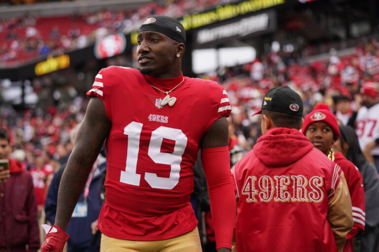 deebo-samuels-uncertain-future-will-he-stay-with-the-49ers-or-find-new-opportunities