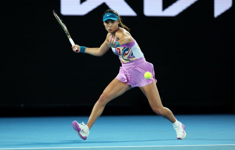 emma-raducanu-resilience-and-respect-at-the-dubai-tennis-championships