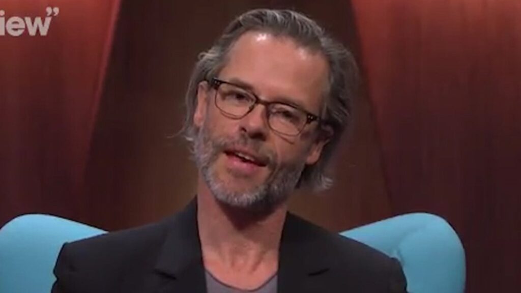 exploring-guy-pearce-and-kevin-spaceys-complex-relationship-a-hollywood-reflection-on-accountability-and-metoo