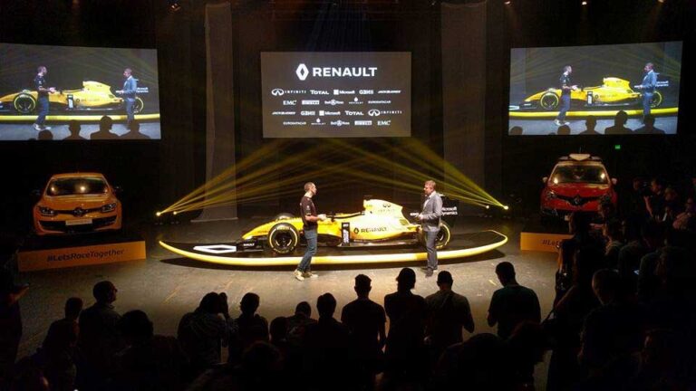lights-cars-and-mixed-reviews-highlights-from-the-f1-season-launch-at-the-o2-arena