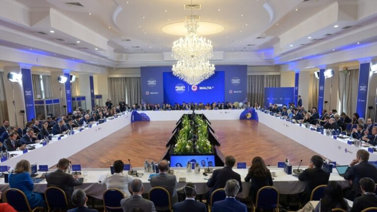 nato-emphasizes-ukraines-inclusion-in-peace-talks-for-lasting-stability