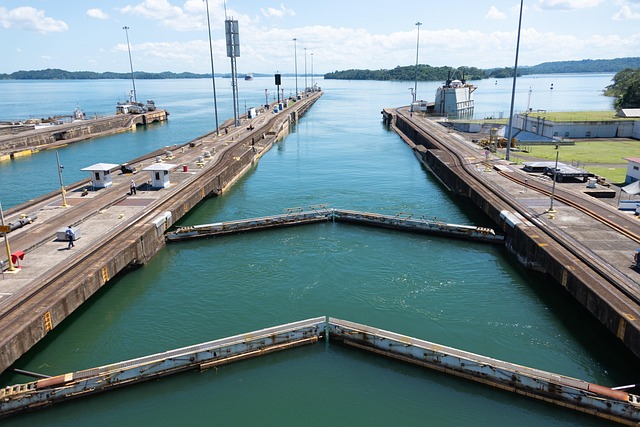 navigating-complexity-the-controversy-over-panama-canal-fees