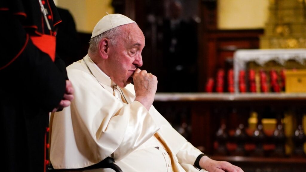 pope-francis-shows-signs-of-recovery-after-pneumonia-battle