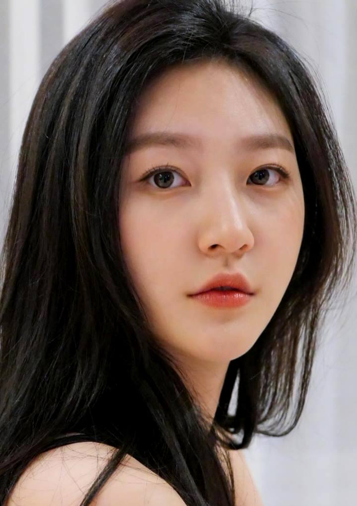 remembering-kim-sae-ron-a-bright-stars-legacy-and-tragic-farewell