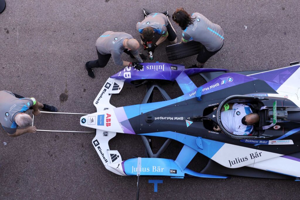 revving-up-excitement-formula-e-unveils-groundbreaking-pit-boost-technology