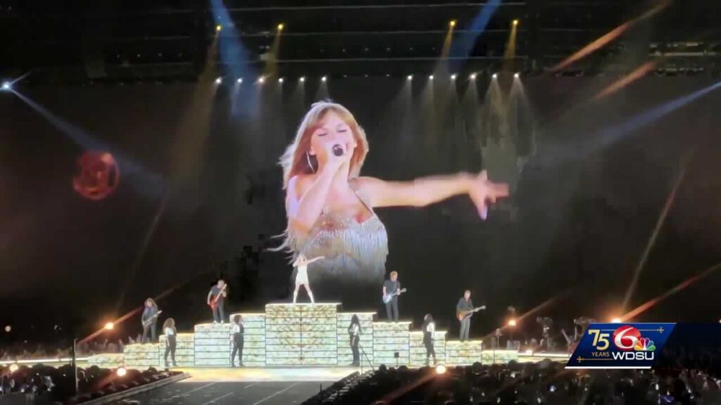 taylor-swifts-unforgettable-girls-night-out-celebrating-friendship-and-super-bowl-excitement