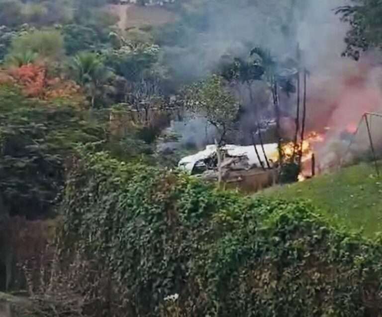 tragedy-strikes-plane-crash-in-sao-paulo-leaves-two-dead-and-several-injured