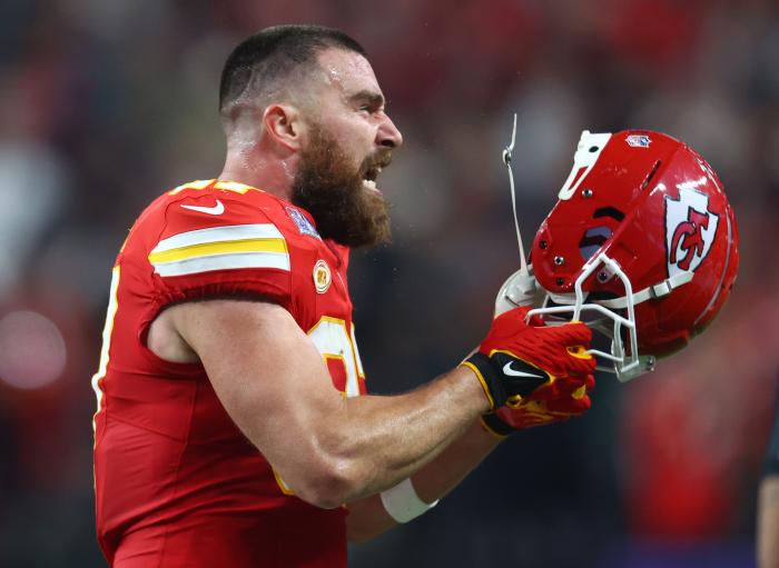 travis-kelces-crossroads-to-play-or-not-to-play-in-the-nfls-13th-season